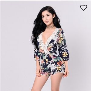 Fashion nova romper